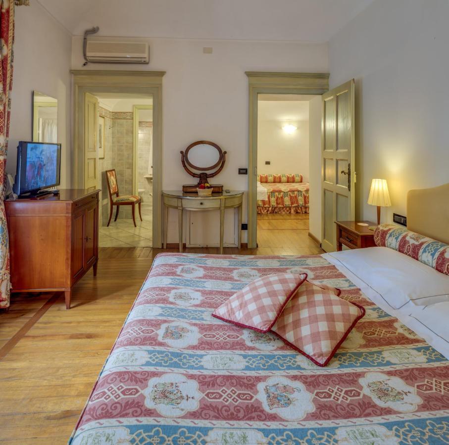 Castello Rosso Hotel Costigliole Saluzzo Exterior photo